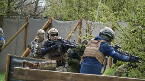 Area 24, airsoft in Nijmegen, foto 3