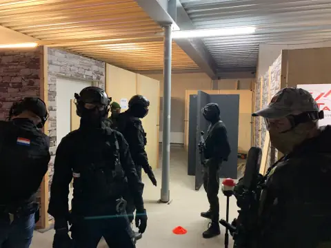 Running The Target, airsoft in Zoeterwoude, foto 4